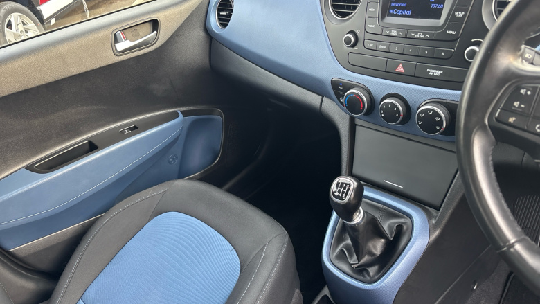 Hyundai i10 1.2 Premium 5dr Petrol Hatchback